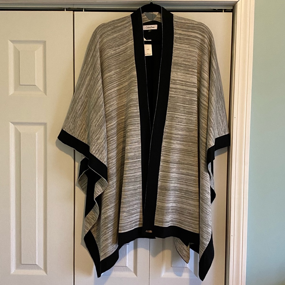 Calvin Klein NWT Reversible Ruana